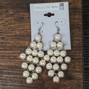 Willow Bay Pearl Urea Dangle Earrings